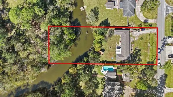 3322 Oak Drive, Dickinson, TX 77539