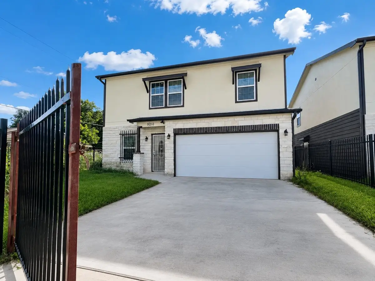 9210 Martell Street, Houston, TX 77051 - #1