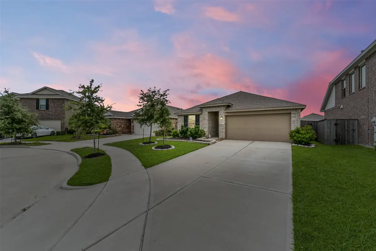 9811 Wembley Vista Court, Baytown, TX 77521 - #1