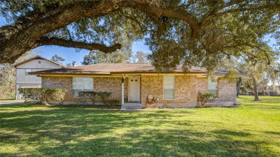 411 County Road 912a, Brazoria, TX 77422 - Image #2