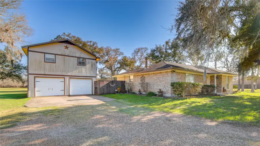 411 County Road 912a, Brazoria, TX 77422 - Image #3