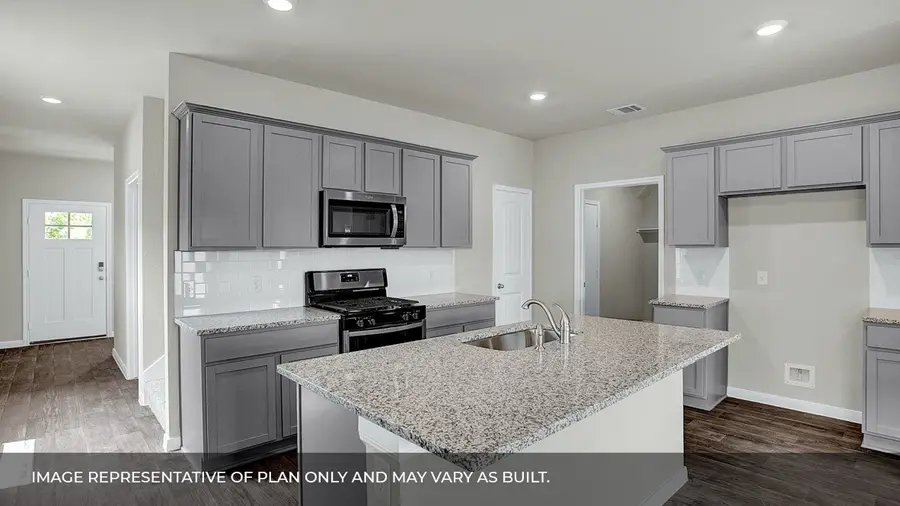 237 Amy Street, Angleton, TX 77515 - Image #3