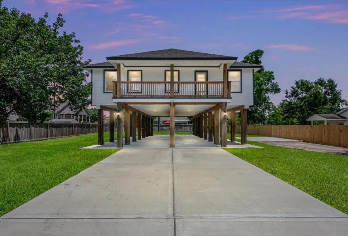 628 Oakdale Street, Shoreacres, TX 77571 - #1
