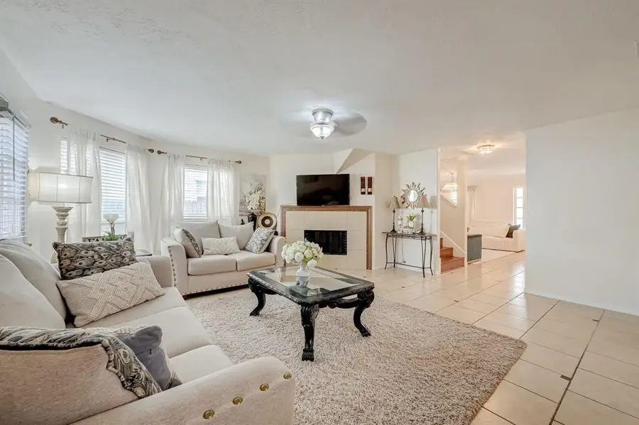 2519 Glenholly Park Drive, Sugar Land, TX 77498 - #3