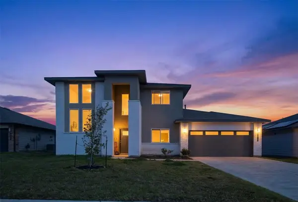 6823 Amber Cliff Lane, Richmond, TX 77469