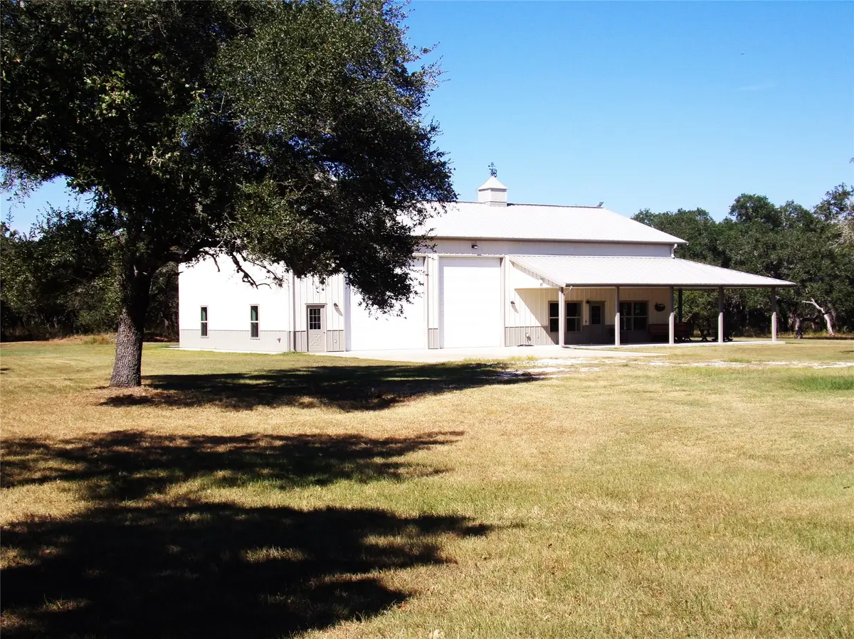 1055 E Branding Iron, Weimar, TX 78962 - Image #1