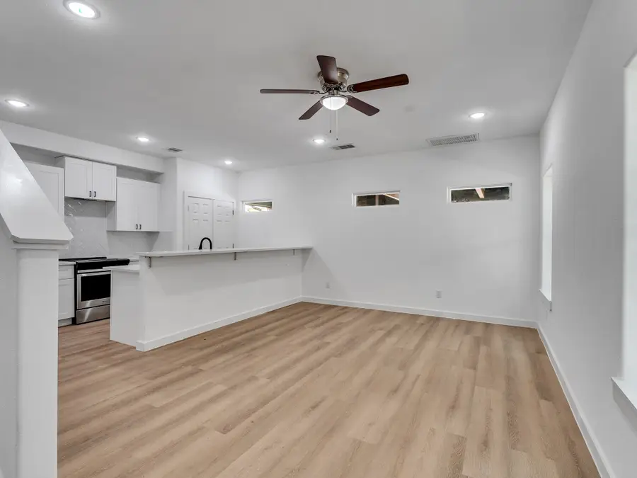 8415 Mahalia Unit A/b Drive, Houston, TX 77088 - #3