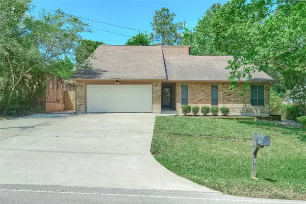 80 Rolling Hills Drive, Conroe, TX 77304