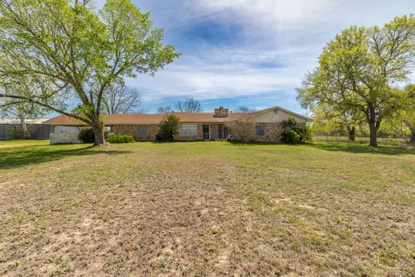 212 Halstedt Road, La Grange, TX 78945