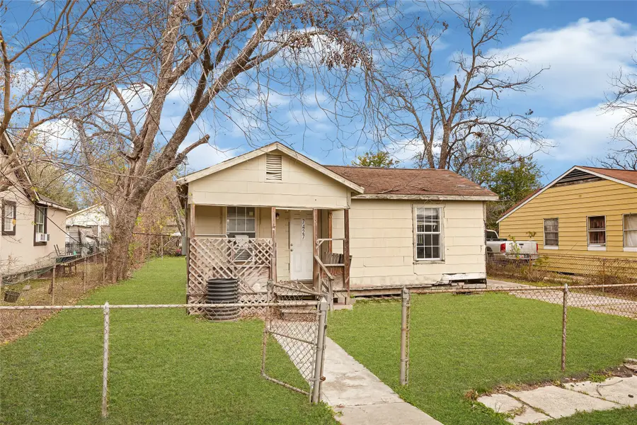 7427 Texarkana Street, Houston, TX 77020 - Image #2