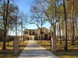 32118 Edgewater Drive, Magnolia, TX 77354