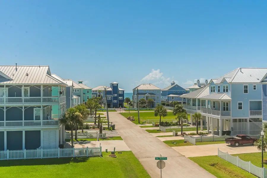 11642 Sea Butterfly, Galveston, TX 77554 - Image #2