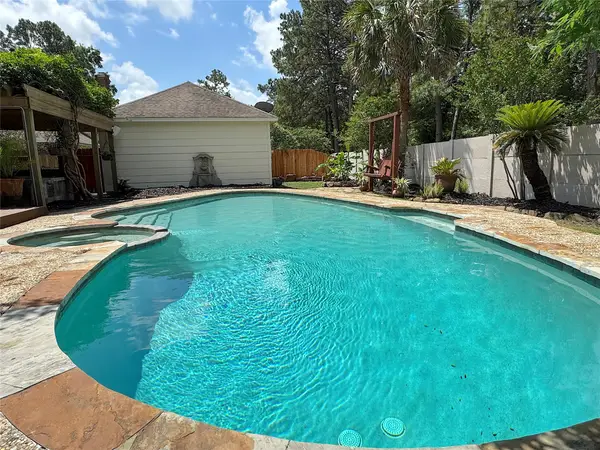 1911 Tawny Oaks Drive, Kingwood, TX 77345