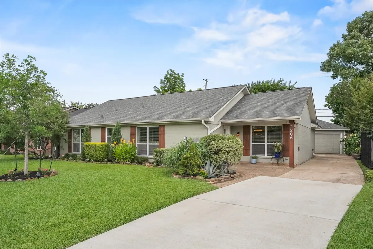 2206 Willowby Drive, Houston, TX 77008 - #1