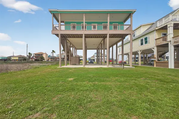 1410 Gulf, Crystal Beach, TX 77650