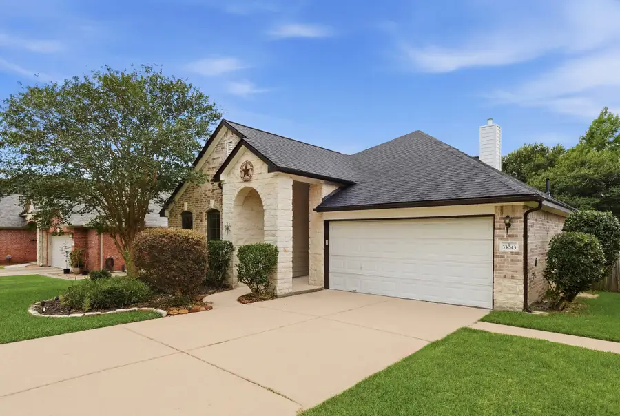 33043 Lois Lane Lane, Magnolia, TX 77354 - #2