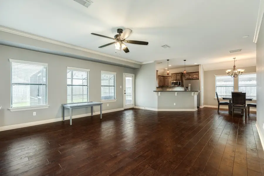 207 Hancock Street, Clute, TX 77531 - #2