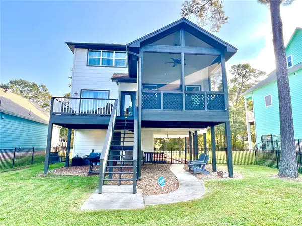 919 N Hunting Tower Run Run, Conroe, TX 77316