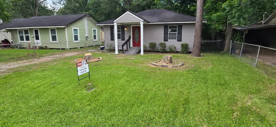 1014 N Arcola Street, Angleton, TX 77515 - #2