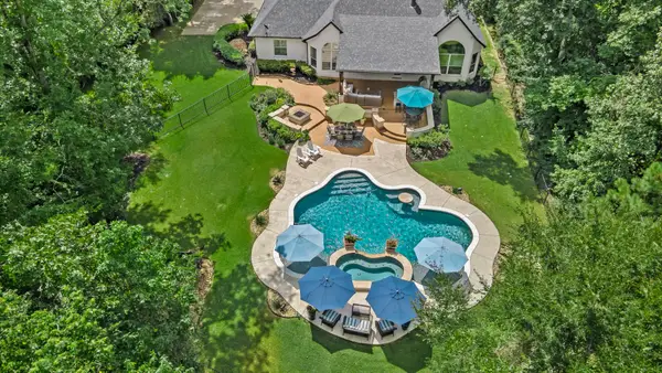8979 Forest Lake Drive, Montgomery, TX 77316