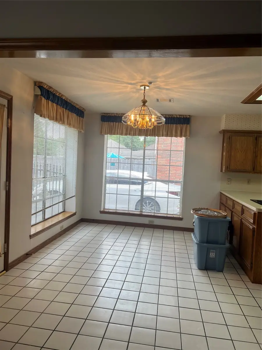 3203 Woodland View Drive, Kingwood, TX 77345 - Image #3