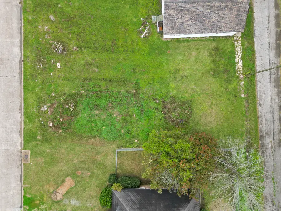 870 Jackson Street, Beaumont, TX 77701 - Image #2