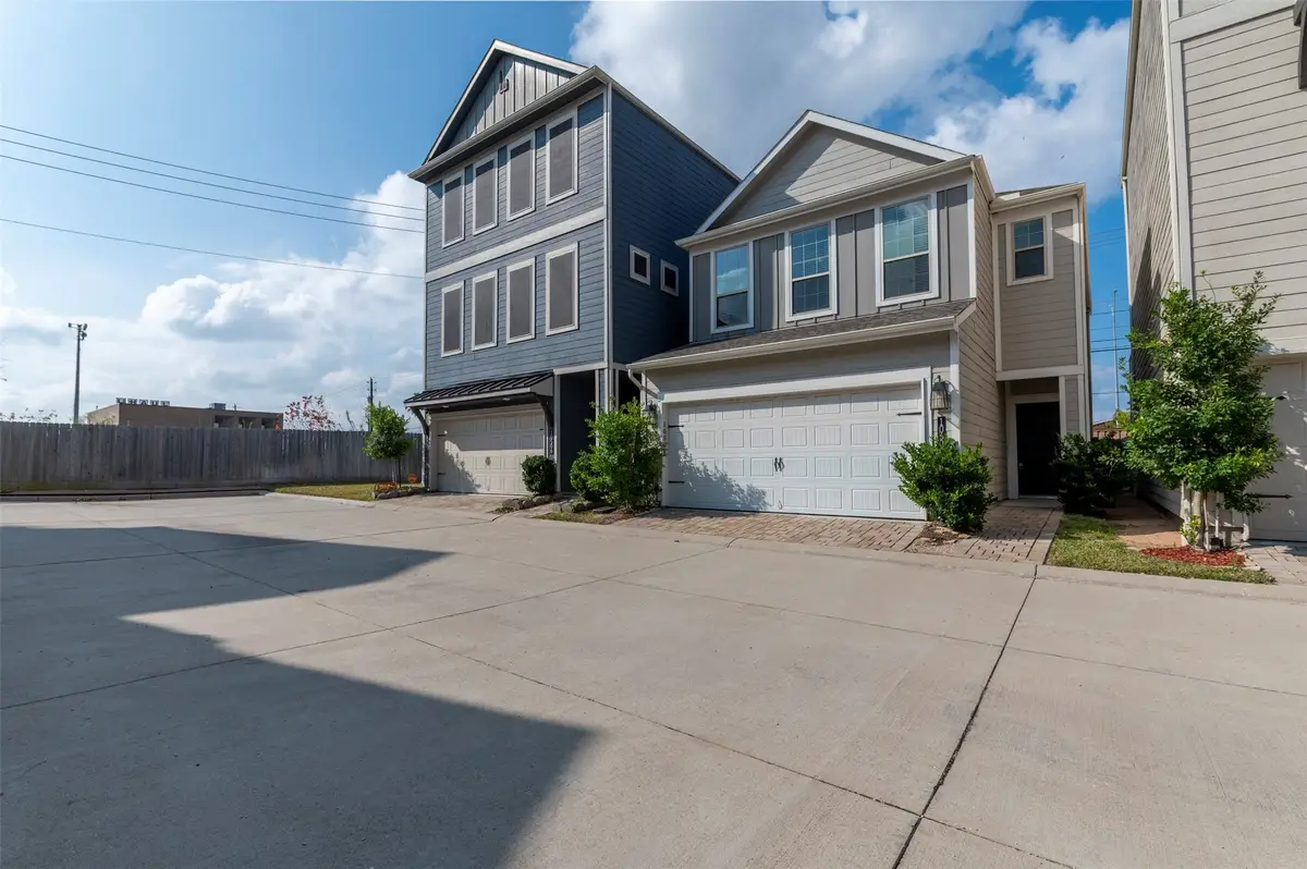 10504 Marston Vineyard Drive, Houston, TX 77025 - Image #1