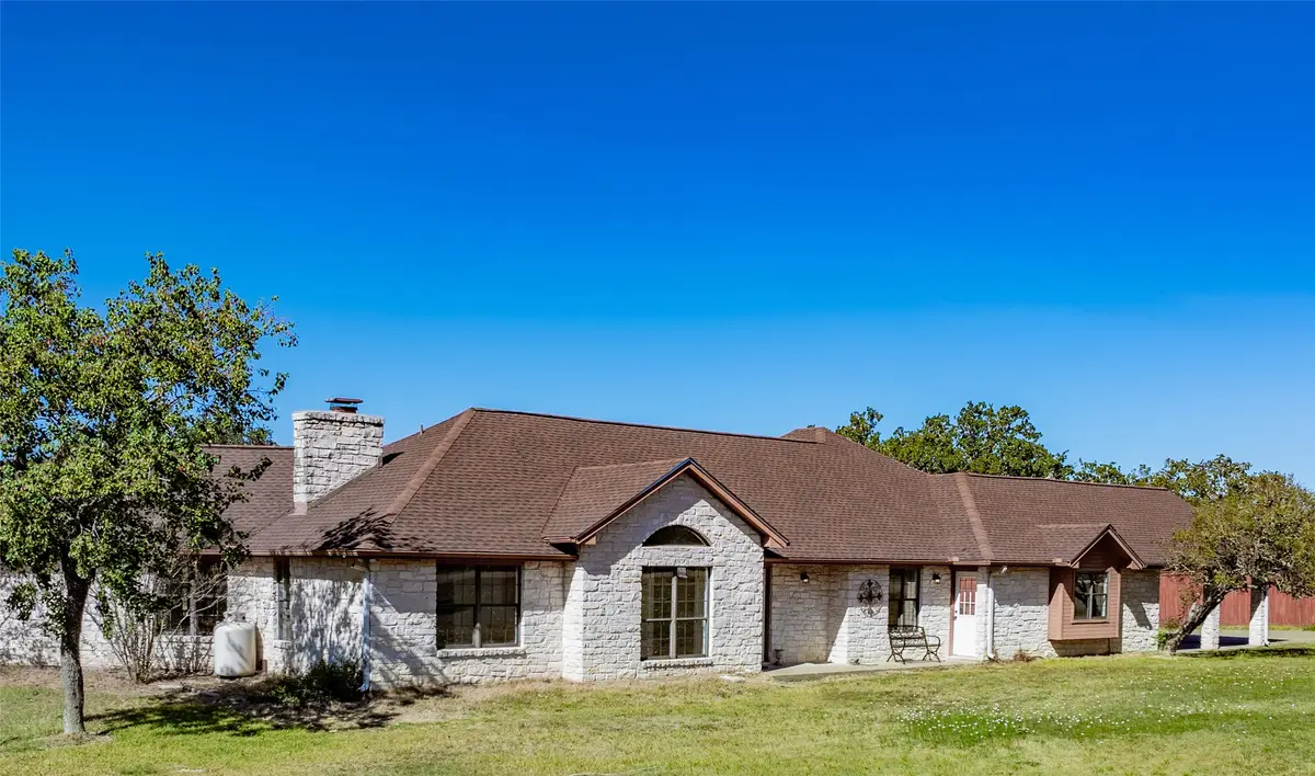 407 Raymond Road, La Grange, TX 78945 - Image #1