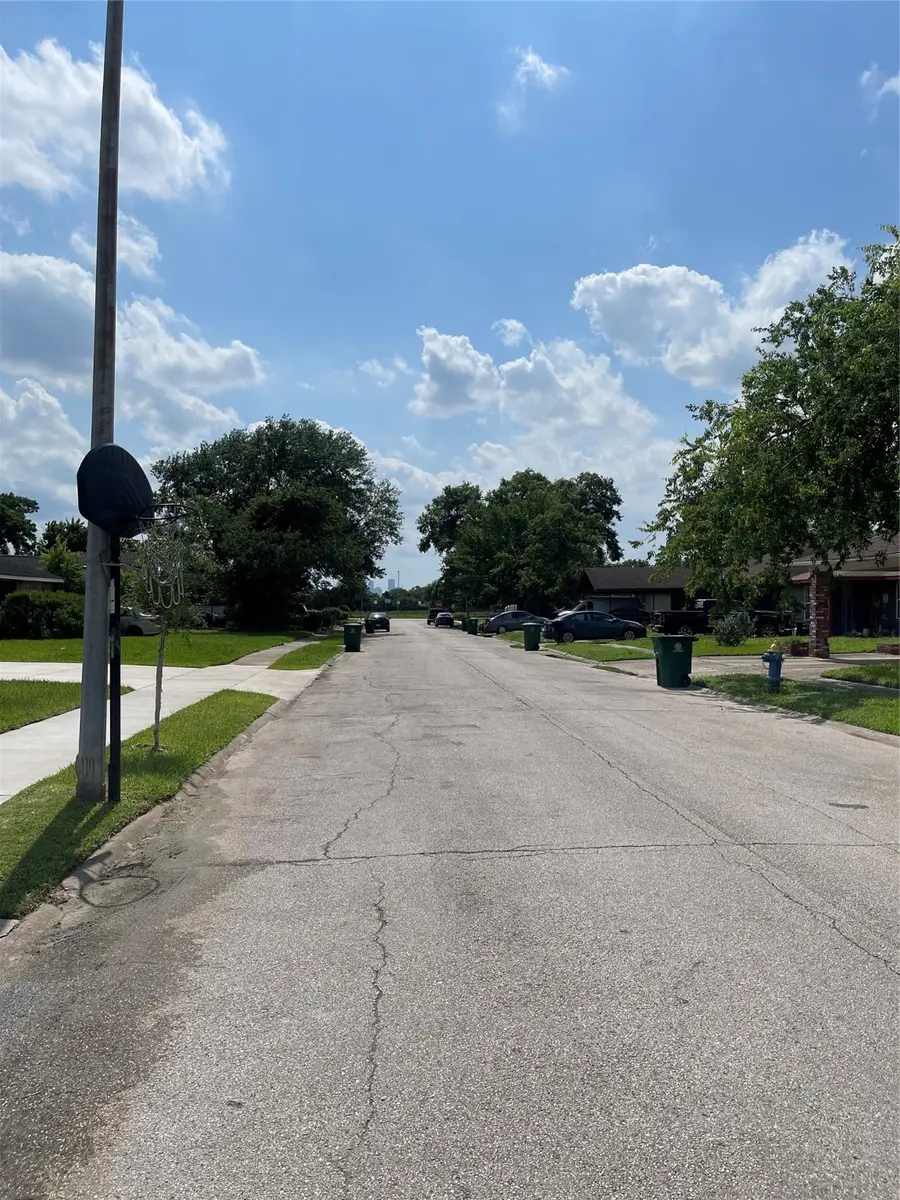 8630 Flossie Mae Street, Houston, TX 77029 - Image #3