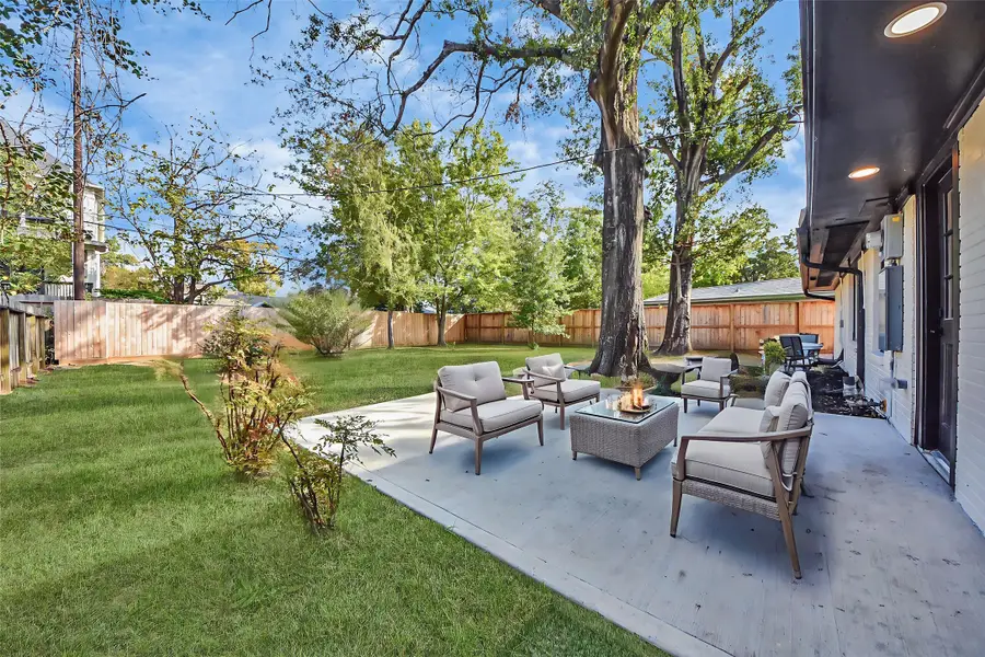 2318 Hialeah Drive, Houston, TX 77018 - Image #3