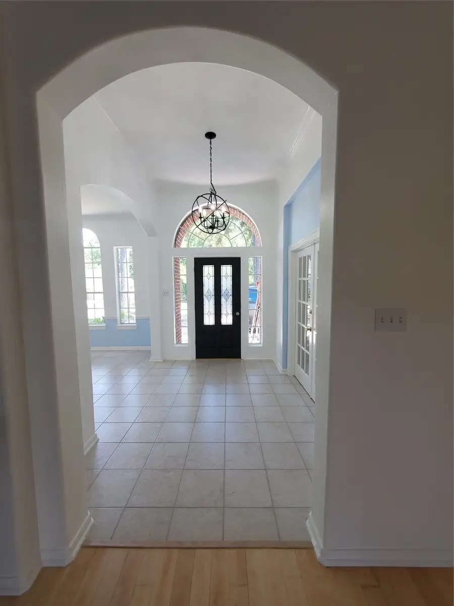 5011 Hickory Green Court, Kingwood, TX 77345 - Image #2