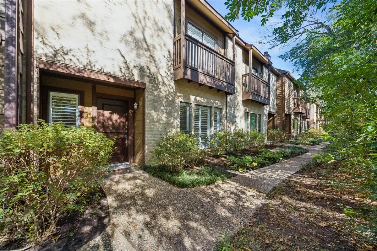 11711 Memorial Drive #549, Houston, TX 77024 - Image #1