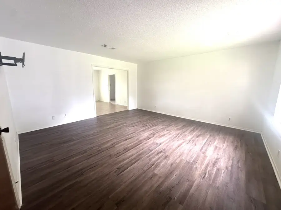 706 University Avenue, Wharton, TX 77488 - #2