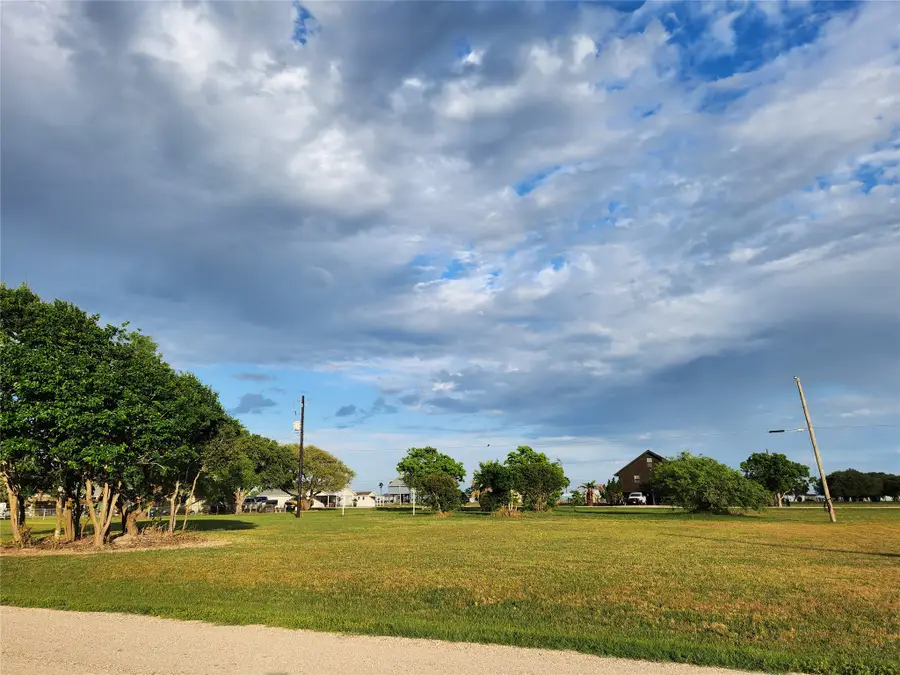 351 Mollnar Drive, Palacios, TX 77465 - #3