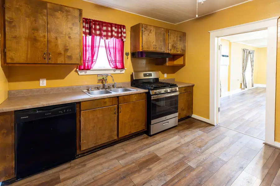 702 E Colorado Street, Victoria, TX 77901 - #3