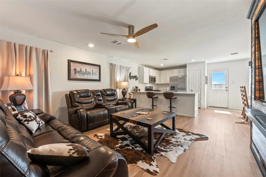 4210 Jasmine Cascade Court, Baytown, TX 77521 - Image #3