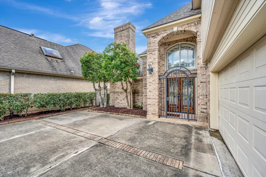 14919 Redwood Cove Court, Houston, TX 77062 - Image #3