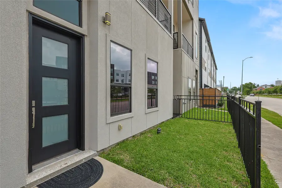 2317 Eagle Street, Houston, TX 77004 - Image #2