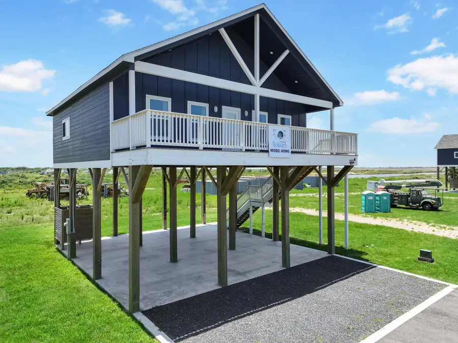 1025 Sunset Circle W, Crystal Beach, TX 77650 - #3