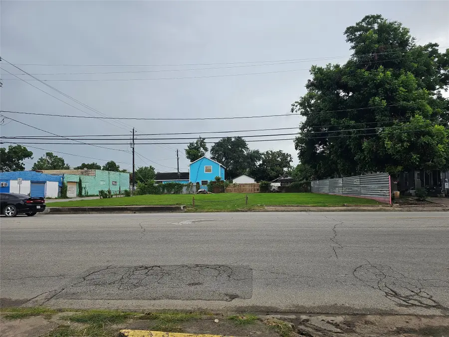 7048 Navigation Boulevard, Houston, TX 77011 - Image #2