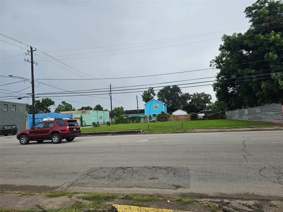 7048 Navigation Boulevard, Houston, TX 77011 - Image #3