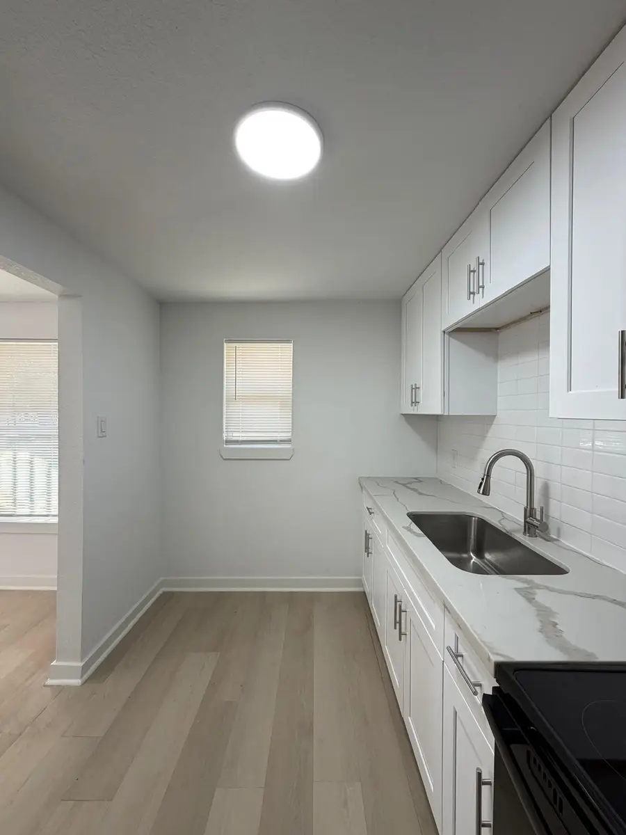 201 Lowery Street #2, Port Lavaca, TX 77979 - #3