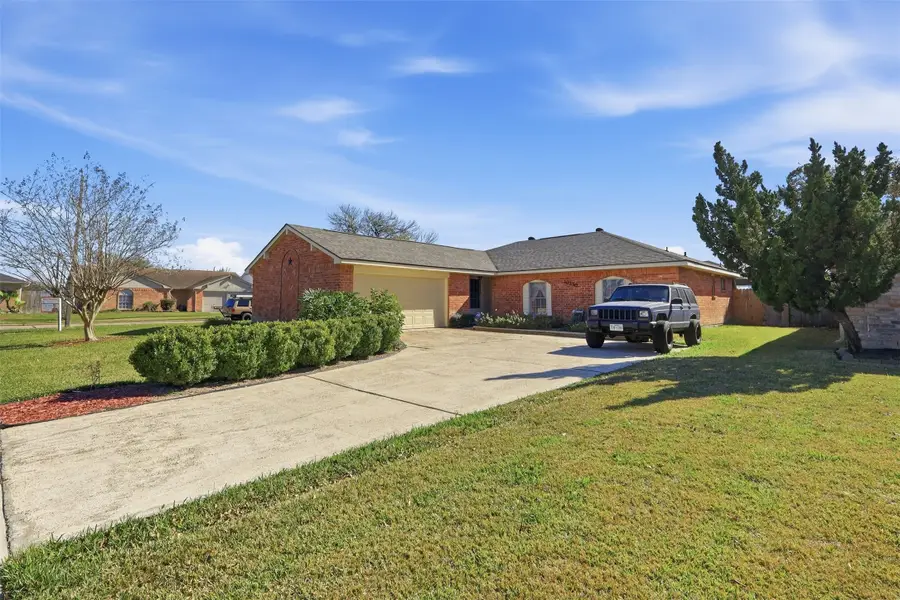 10130 Shell Rock Road, La Porte, TX 77571 - Image #2