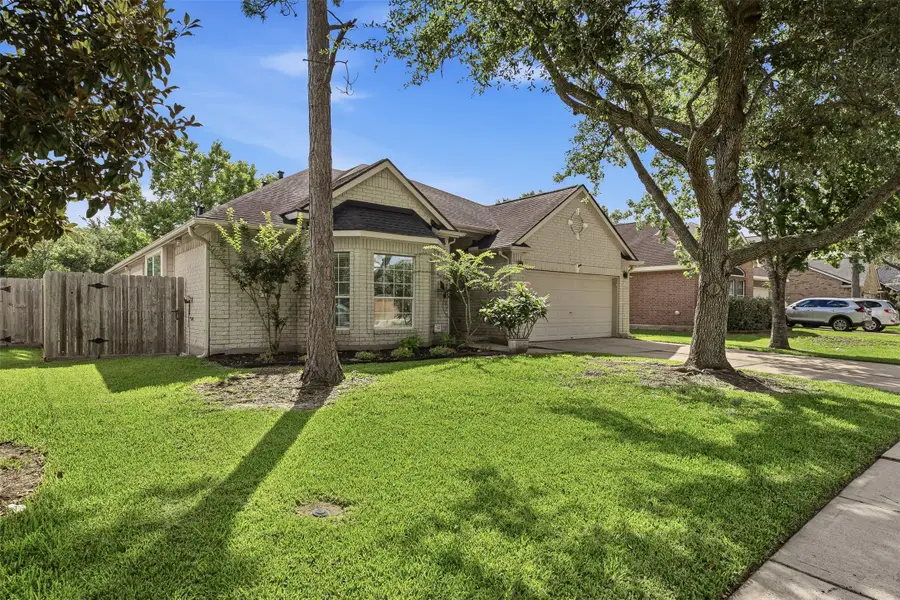 4402 Chestnut Grove, League City, TX 77573 - #3