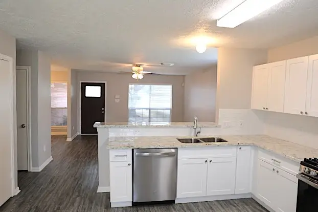 16210 Rosenridge Drive, Houston, TX 77053 - Image #3