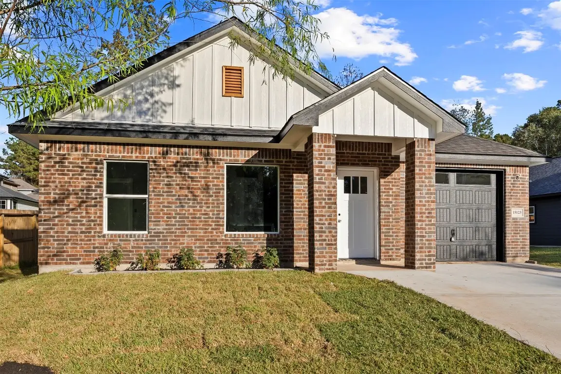 15123 Arrowhead Loop E, Willis, TX 77378 - #1