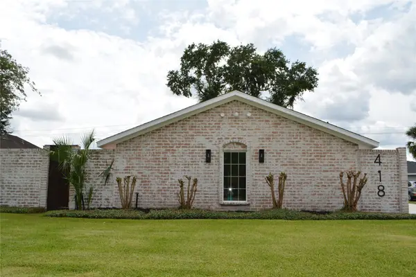 418 Briar Hill Drive, Houston, TX 77042