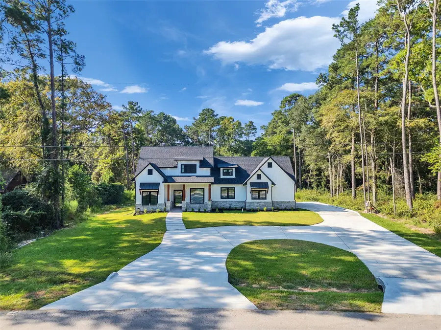 451 Pelican Street, Magnolia, TX 77355 - Image #2