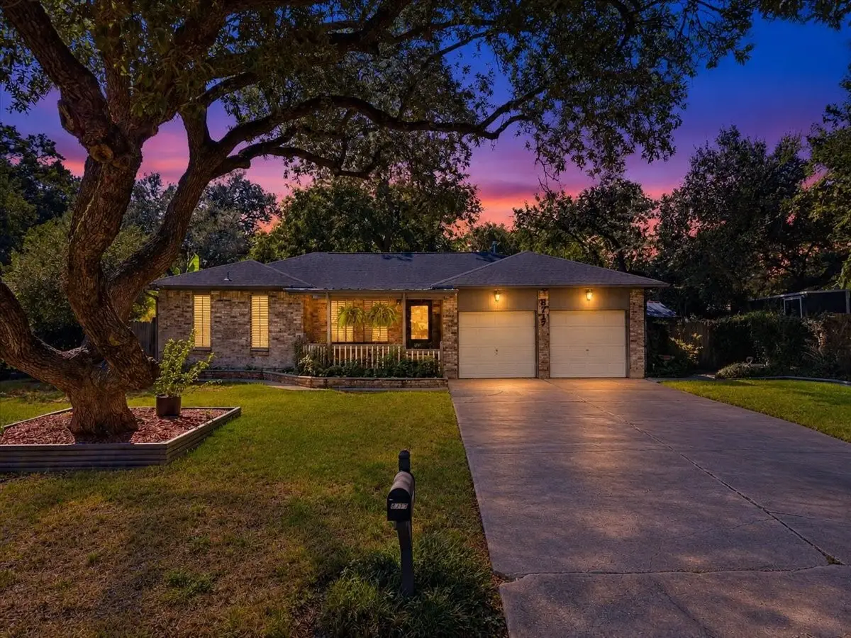 8717 Acorn Lane, Hitchcock, TX 77563 - #1