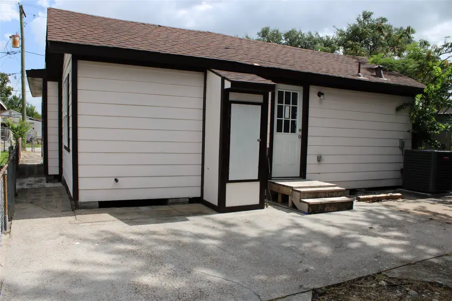 7120 Avenue O, Houston, TX 77011 - Image #3